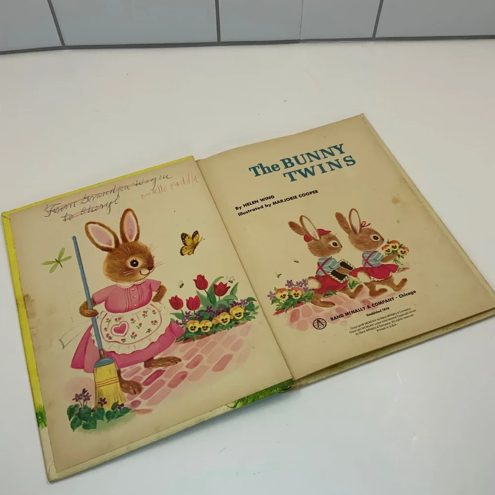 Vintage 1964 The Bunny Twins Rand McNally Tip-Top Elf Book Helen Wing 8676